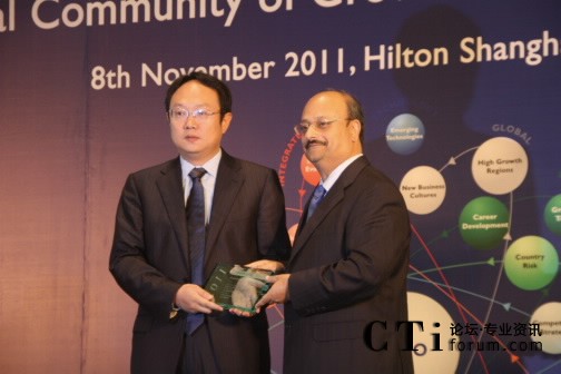 Frost & Sullivan ȫ��CEO�涭�ºϻ���Aroop Zutshi���ң����A����������C�l(f��)��ȫ����Ź����������L�c��(chu��ng)�ª������n�ԣ��A��������ծaƷ�����L����<br/>

